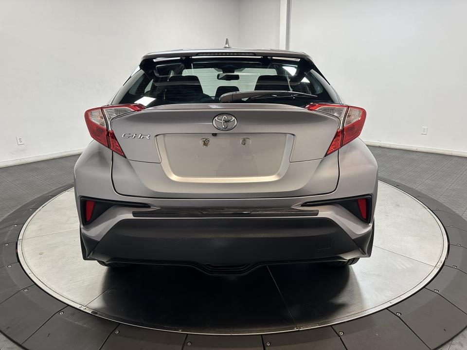 2018 Toyota C-HR XLE 11