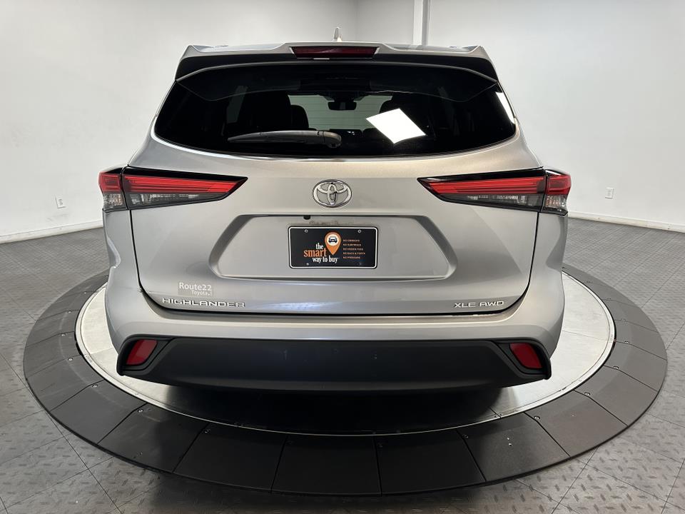 2021 Toyota Highlander XLE 11