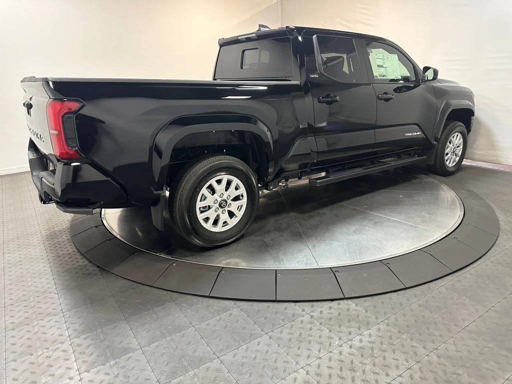 2024 Toyota Tacoma 4WD SR5 9