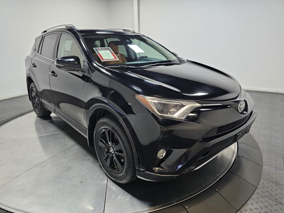 2018 Toyota RAV4 XLE 2