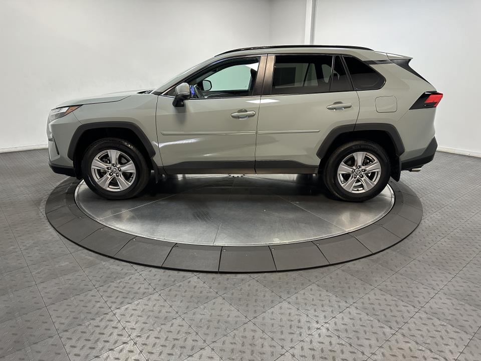 2023 Toyota RAV4 XLE 7