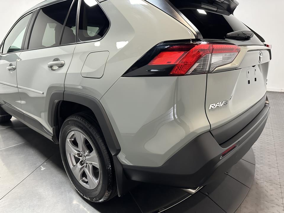 2023 Toyota RAV4 XLE 9