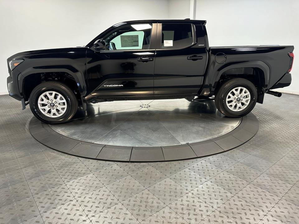 2024 Toyota Tacoma 4WD SR5 6