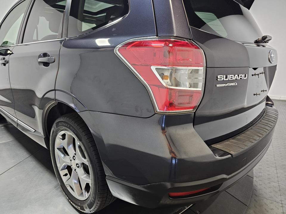 2016 Subaru Forester 2.5i Touring 10