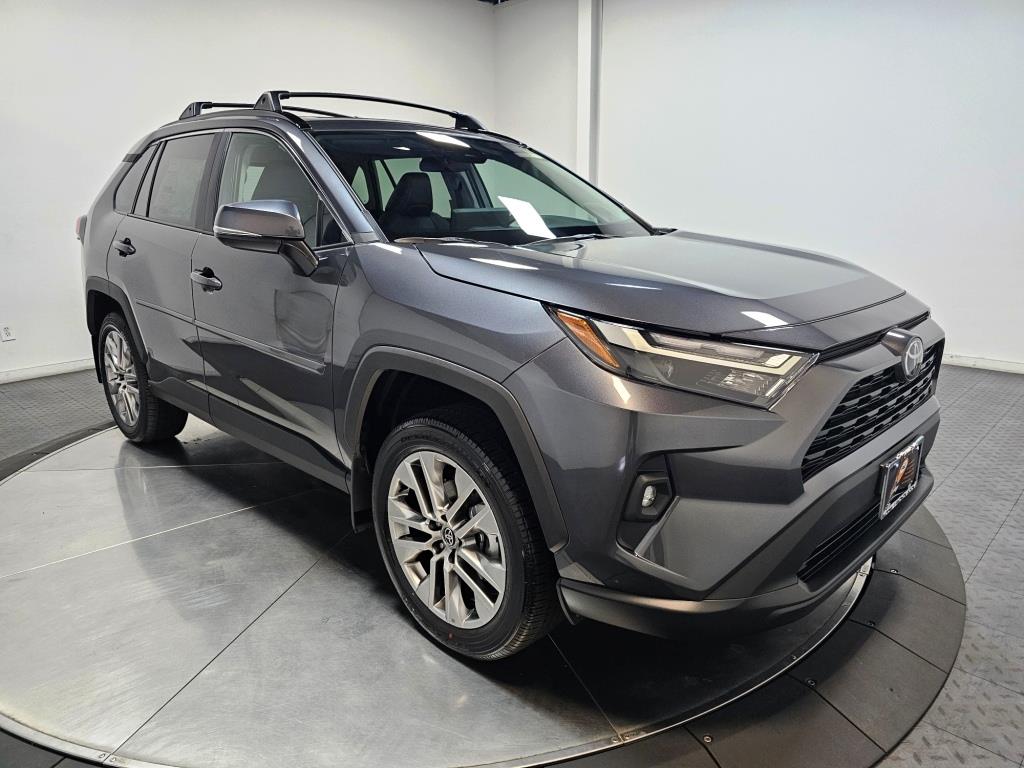 2024 Toyota RAV4 XLE Premium 2