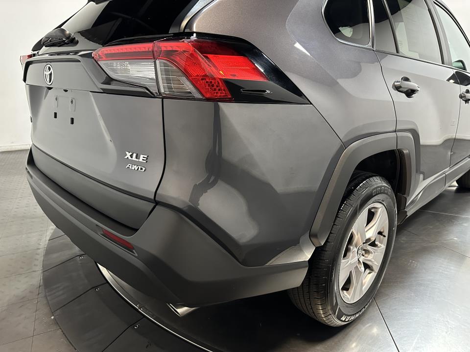 2022 Toyota RAV4 XLE 15