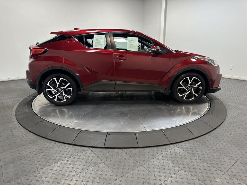 2018 Toyota C-HR XLE 14