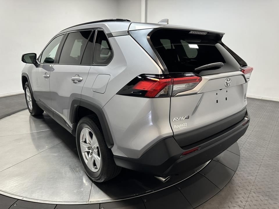 2021 Toyota RAV4 XLE 9