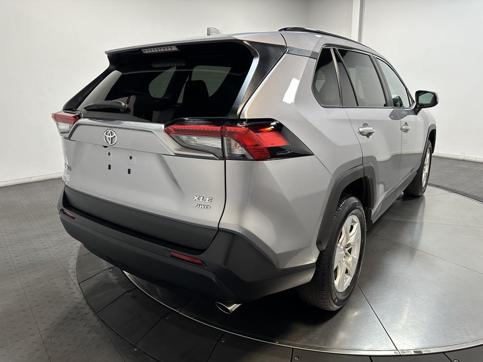 2021 Toyota RAV4 XLE 13