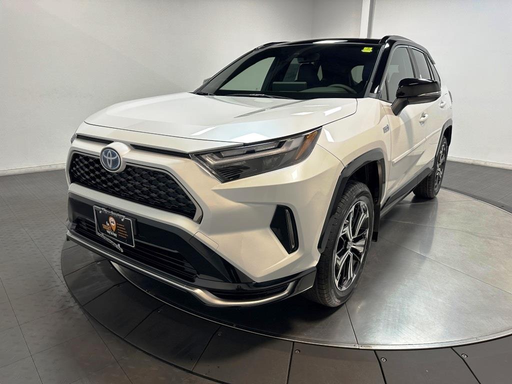 2024 Toyota RAV4 Prime XSE 4