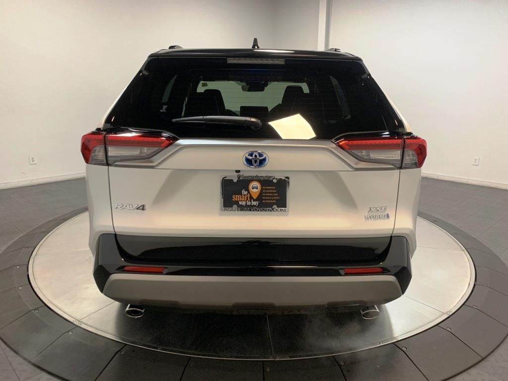 2024 Toyota RAV4 Hybrid XSE 8