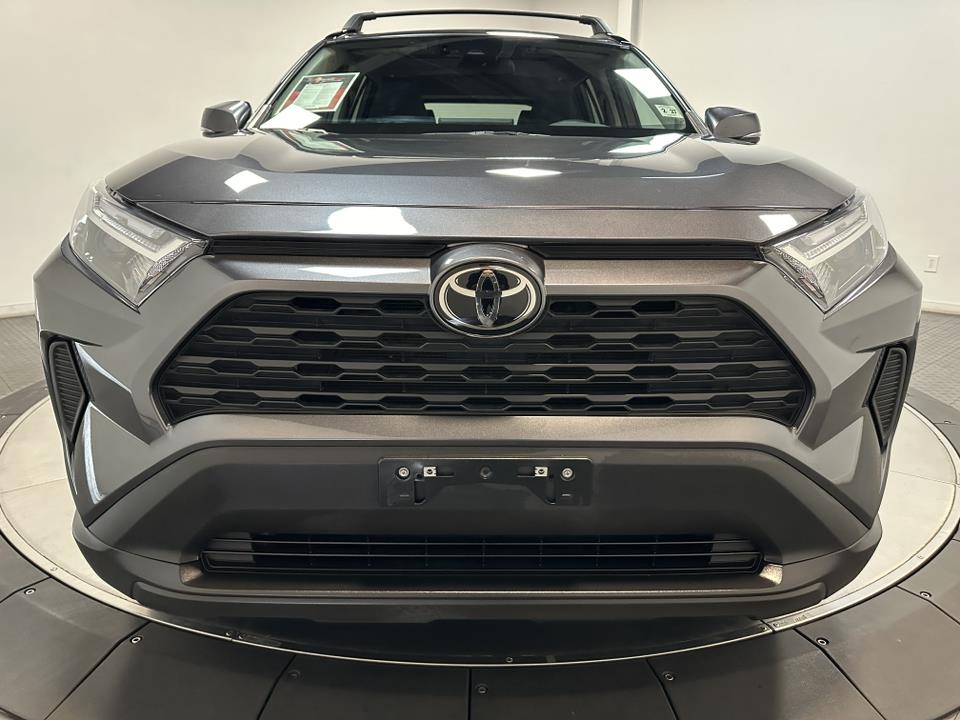 2022 Toyota RAV4 XLE 5