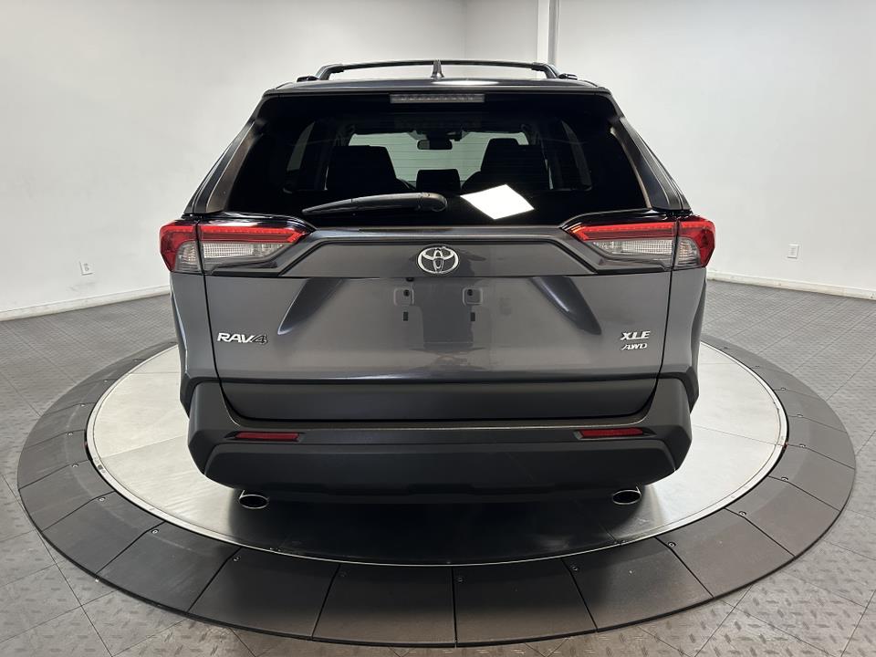 2022 Toyota RAV4 XLE 11