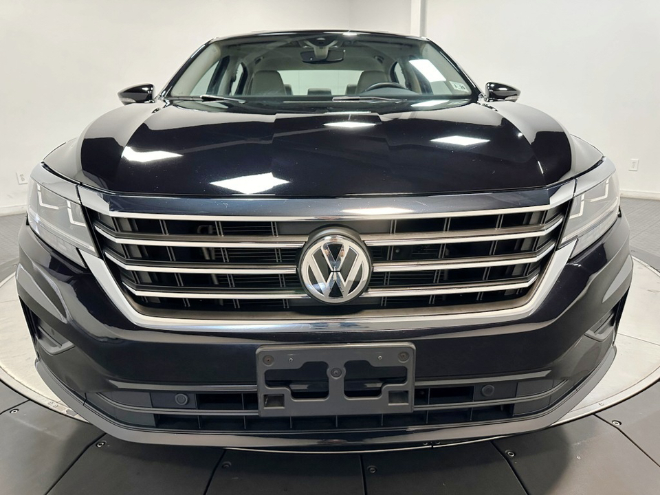 2020 Volkswagen Passat 2.0T SEL 5