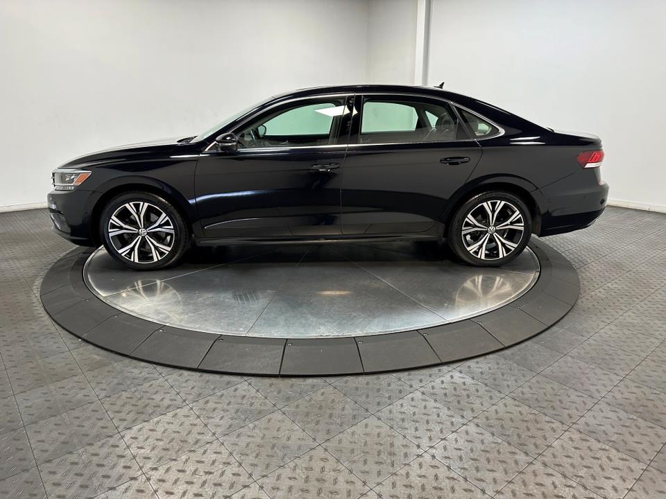 2020 Volkswagen Passat 2.0T SEL 8