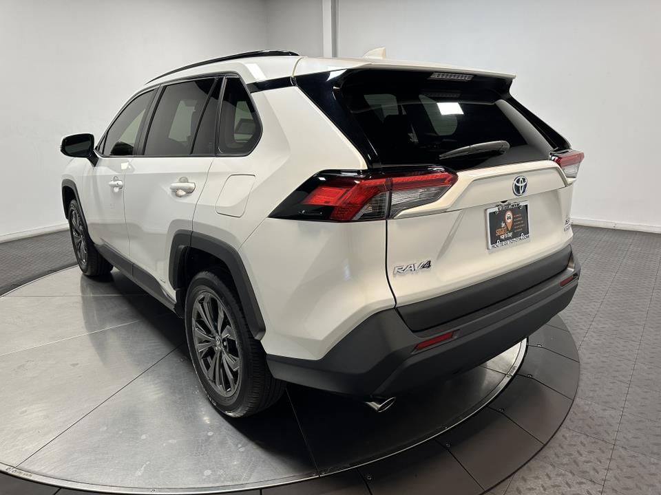 2022 Toyota RAV4 Hybrid XLE Premium 9