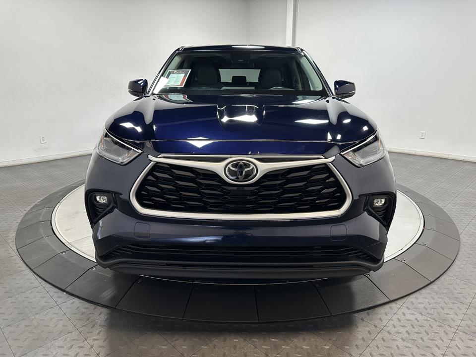 2021 Toyota Highlander LE 4