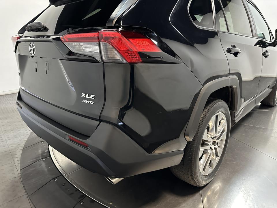 2020 Toyota RAV4 XLE Premium 14