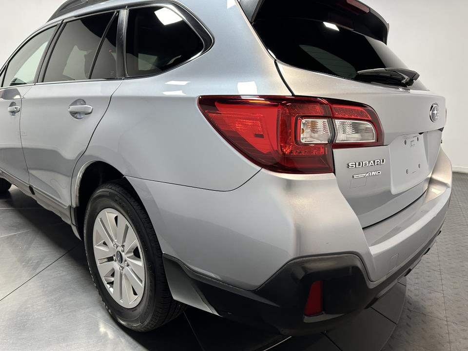 2019 Subaru Outback Premium 10