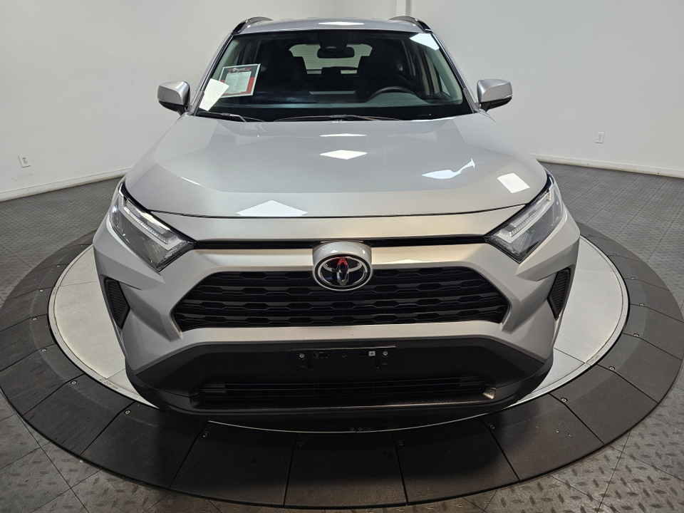 2022 Toyota RAV4 XLE 4