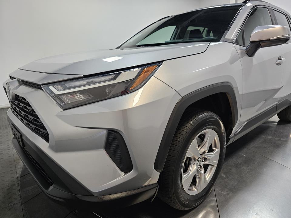 2022 Toyota RAV4 XLE 7