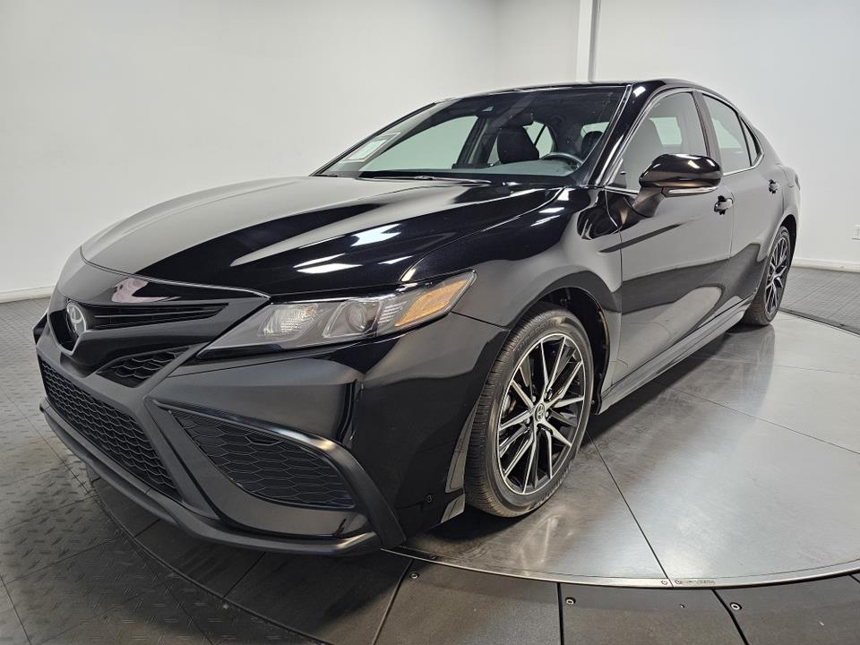 2023 Toyota Camry SE 6