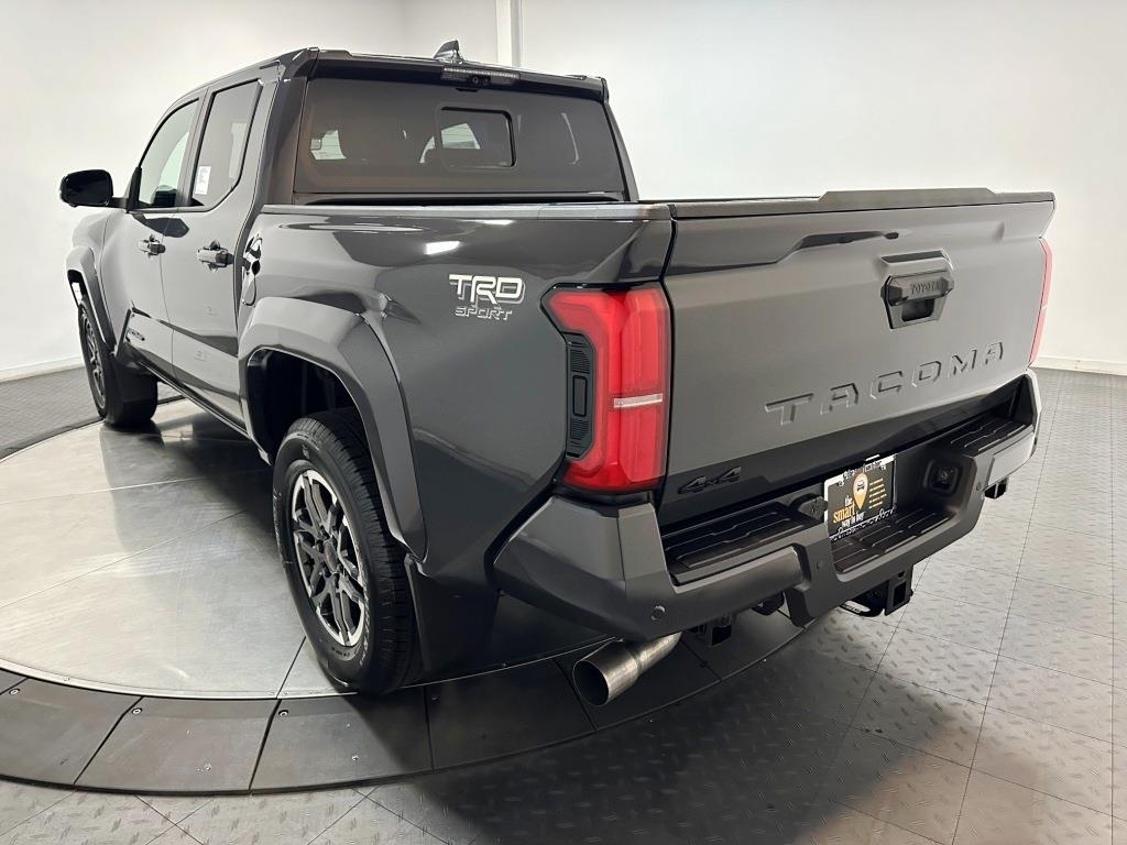 2024 Toyota Tacoma 4WD TRD Sport 6