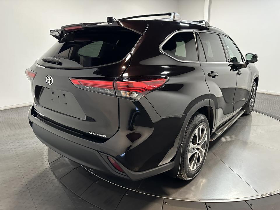 2021 Toyota Highlander XLE 13