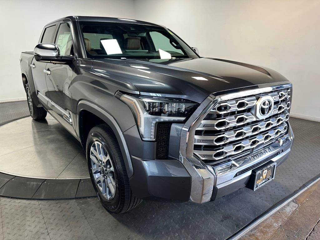 2024 Toyota Tundra 4WD 1794 Edition 2