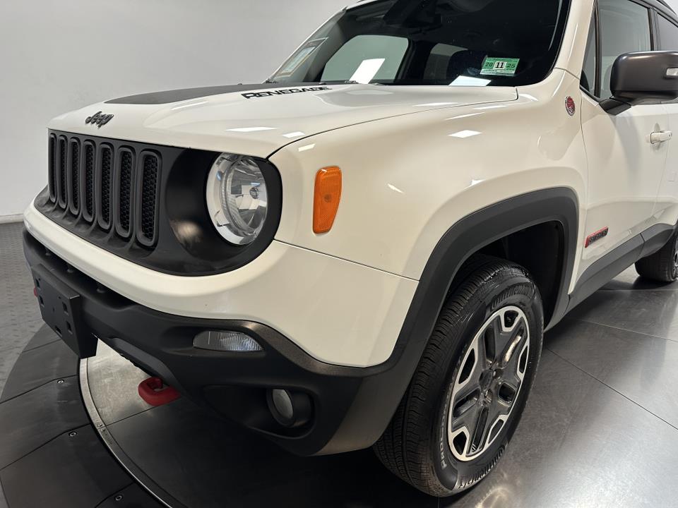 2016 Jeep Renegade Trailhawk 7