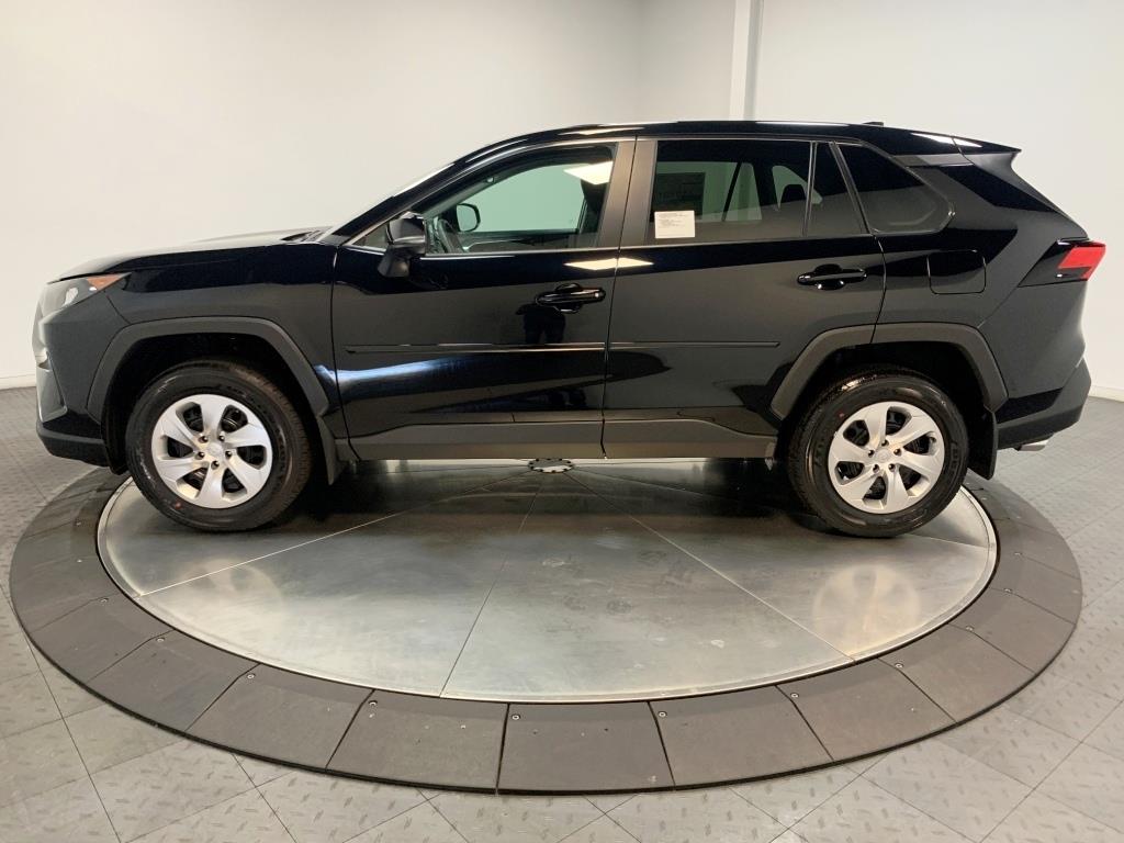 2024 Toyota RAV4 LE 5