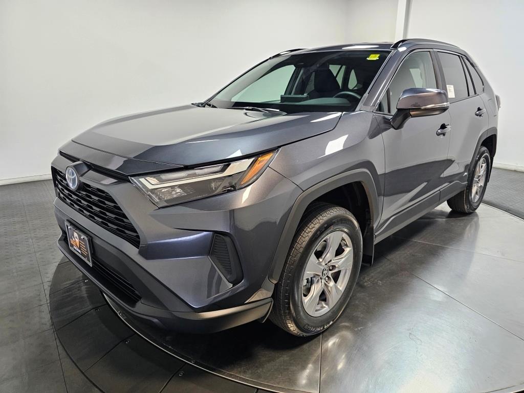 2024 Toyota RAV4 Hybrid LE 4