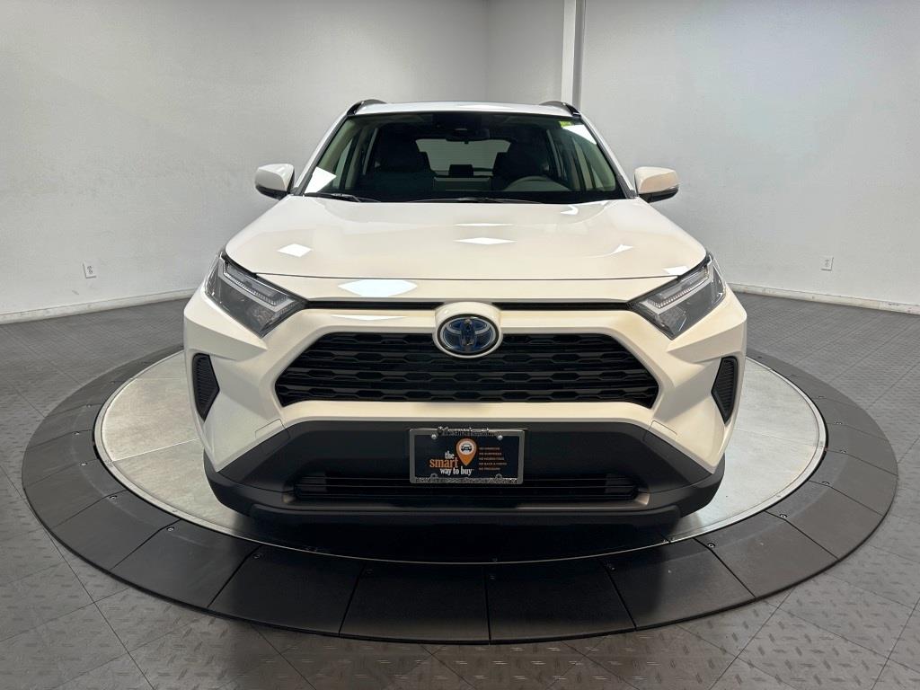 2024 Toyota RAV4 Hybrid XLE 3