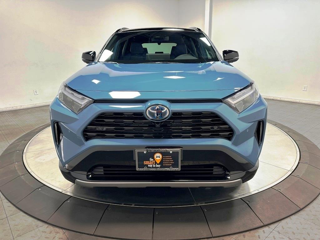 2024 Toyota RAV4 Hybrid XSE 3