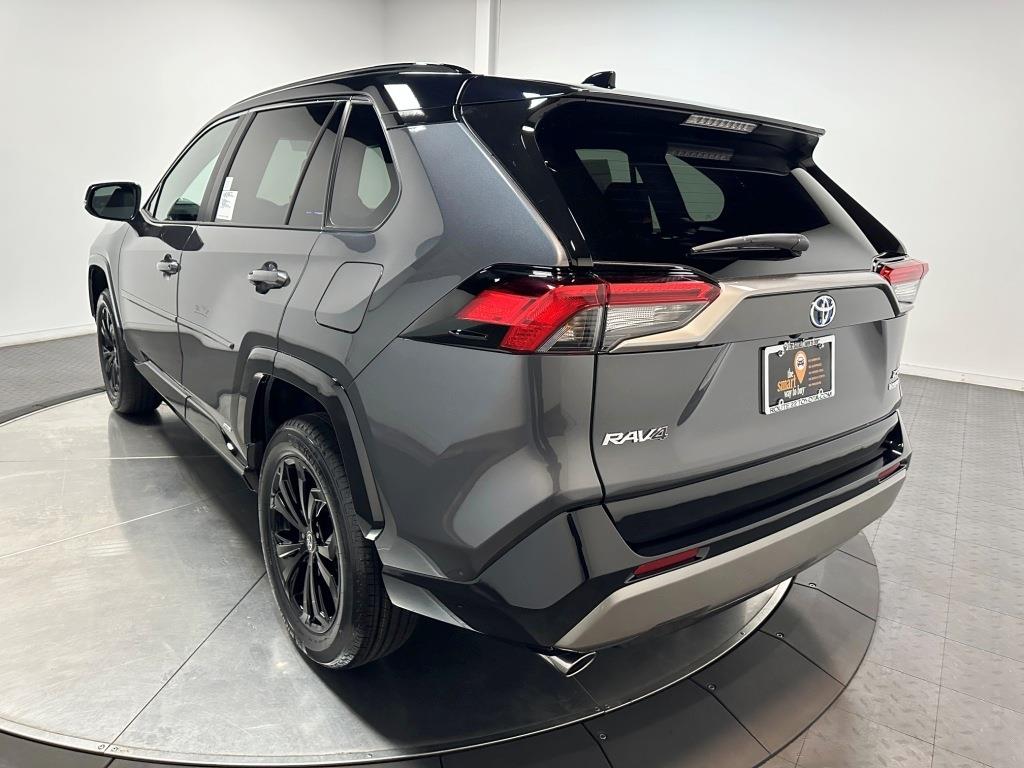 2024 Toyota RAV4 Hybrid XSE 6