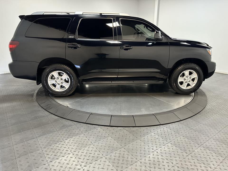 2019 Toyota Sequoia SR5 15