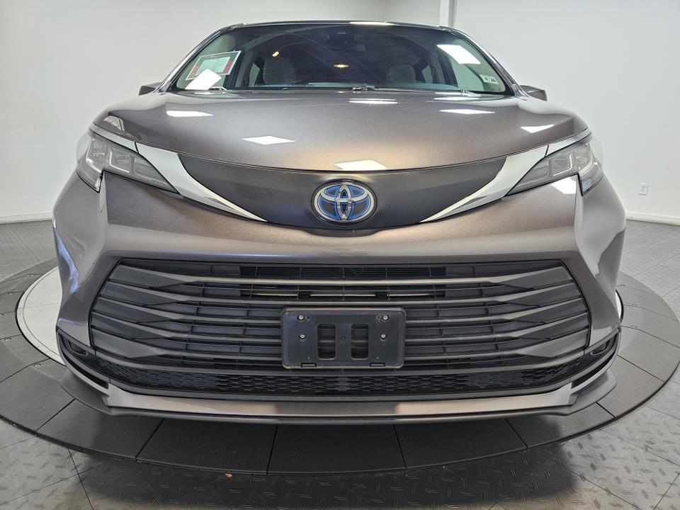 2021 Toyota Sienna LE 5