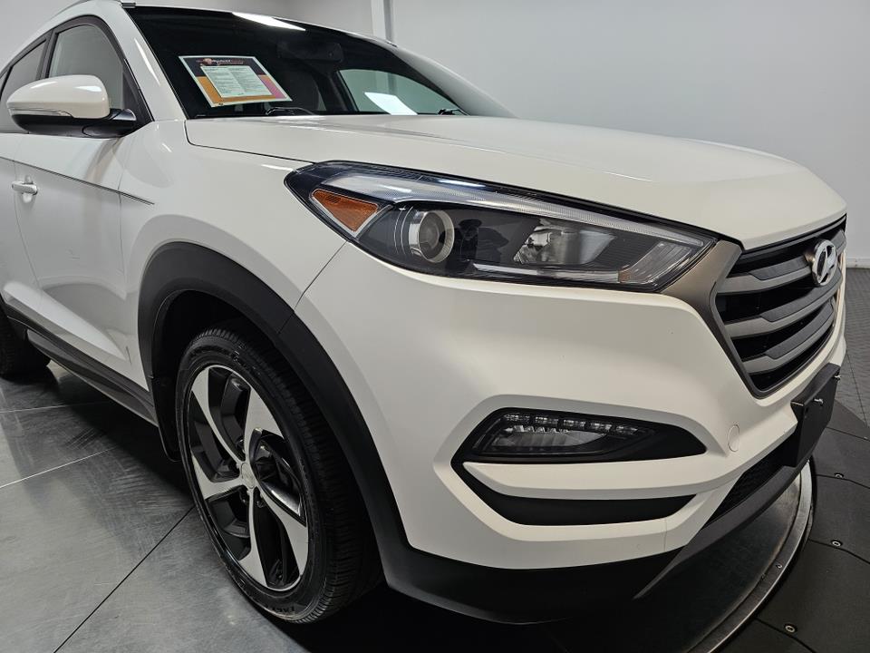 2016 Hyundai Tucson Sport 3