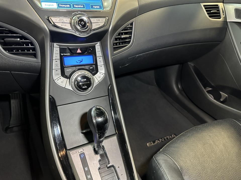 2013 Hyundai Elantra Limited PZEV 23