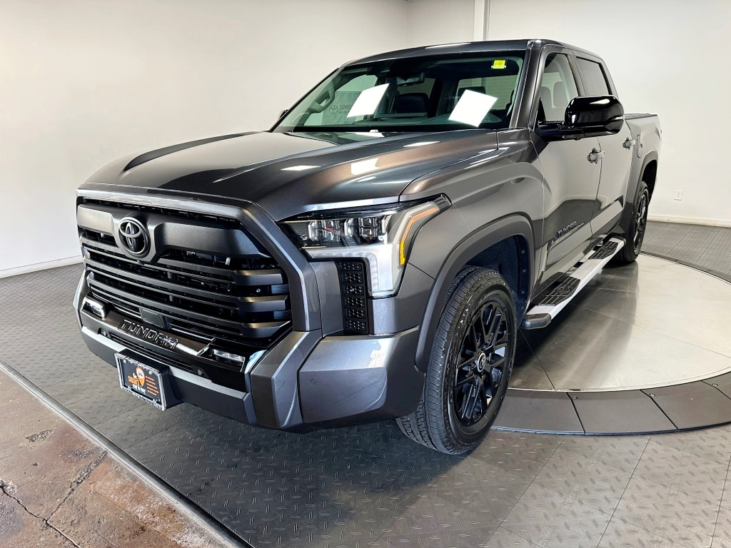 2025 Toyota Tundra 4WD Limited 4