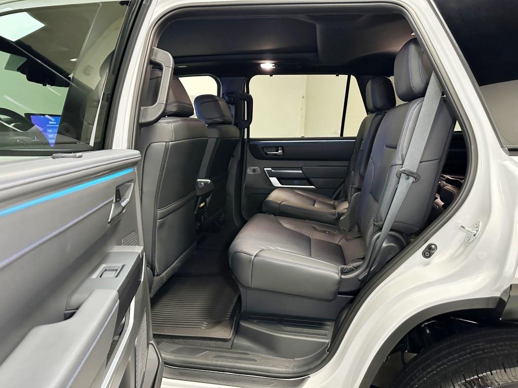 2025 Toyota Sequoia Platinum 23