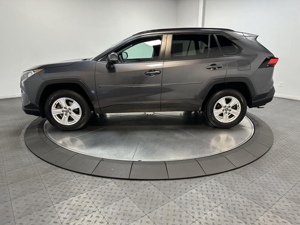 2021 Toyota RAV4 XLE 8