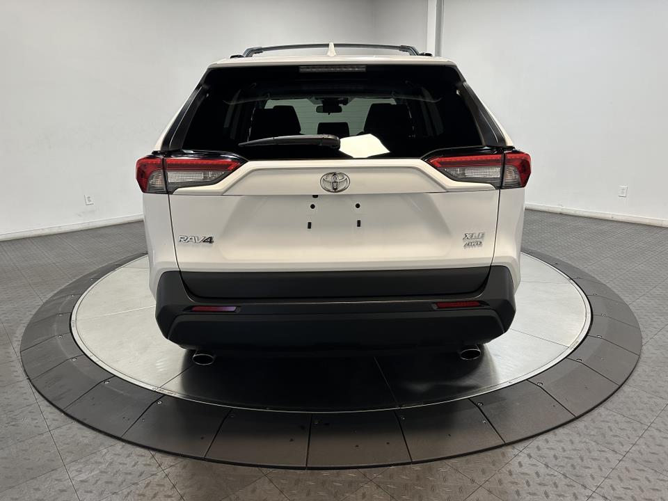 2022 Toyota RAV4 XLE 11