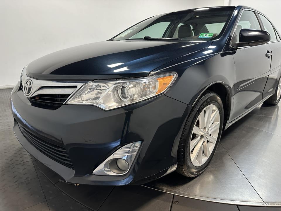 2012 Toyota Camry XLE 7