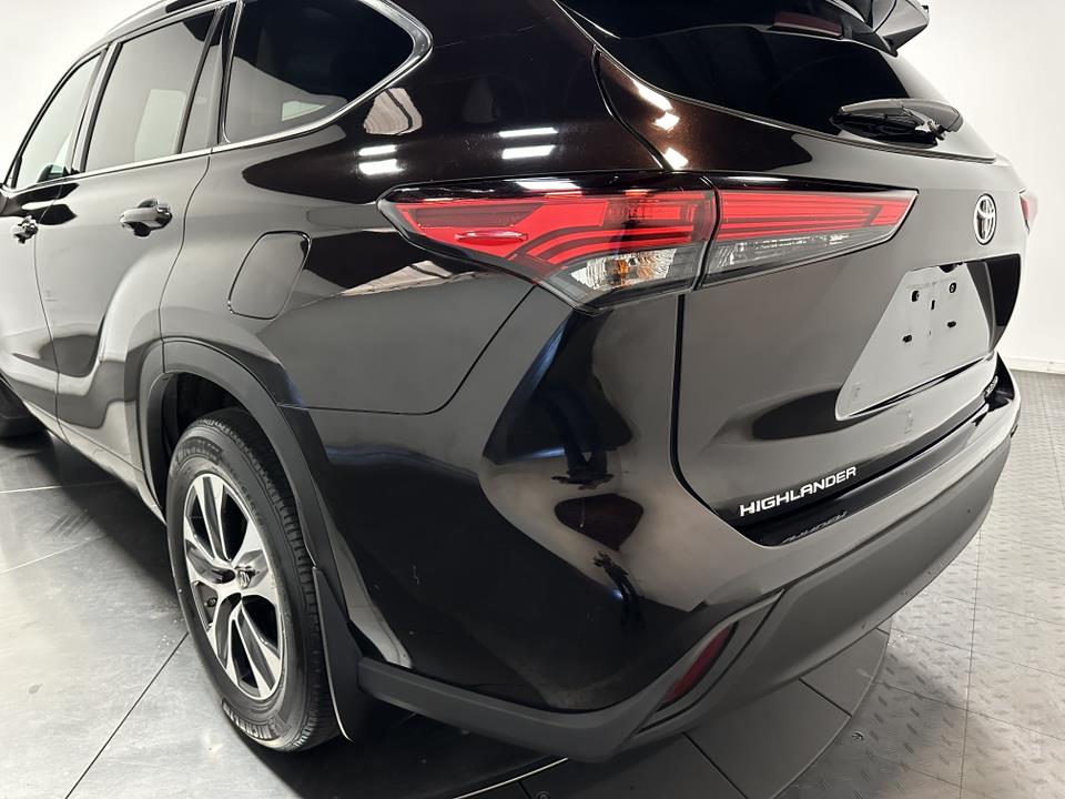 2021 Toyota Highlander XLE 10