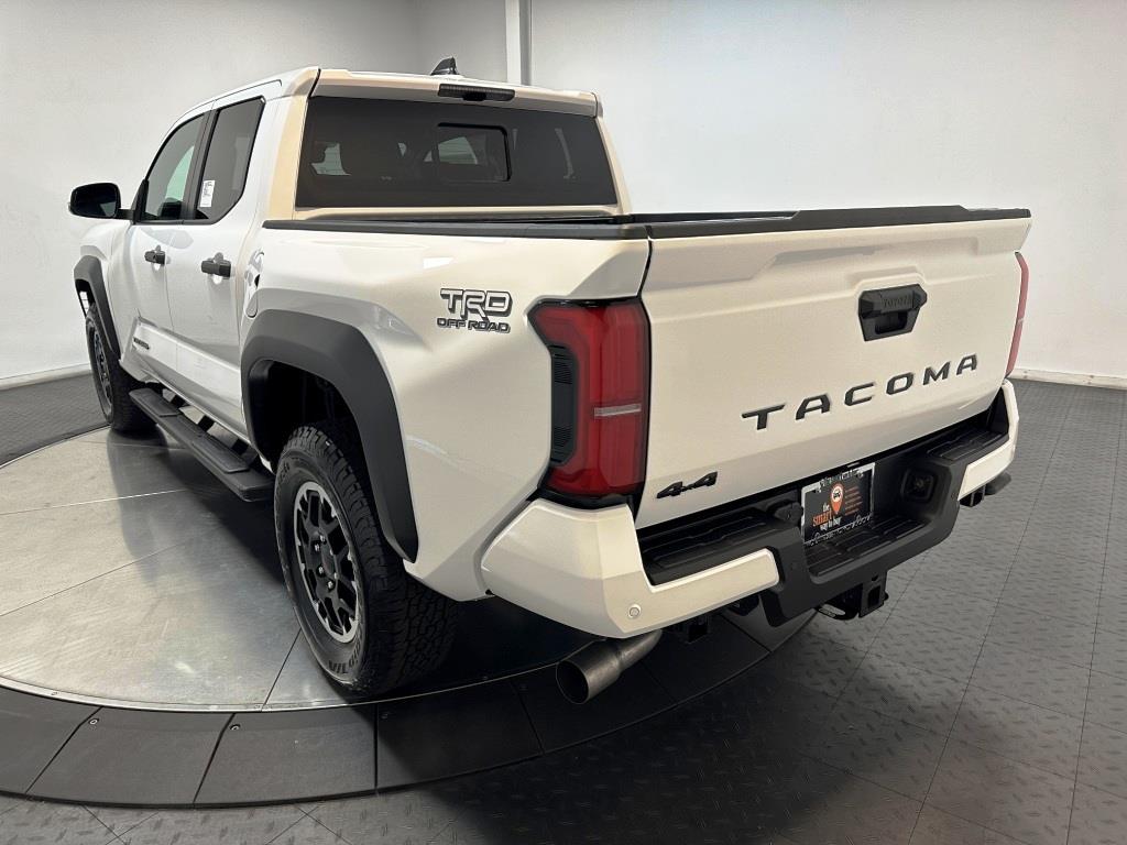 2024 TOYOTA TACOMA TRD Off Road 7