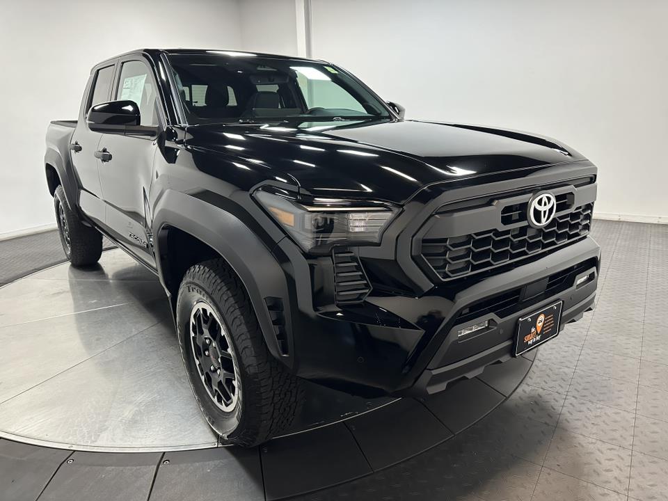 2024 TOYOTA TACOMA TRD Off Road 2