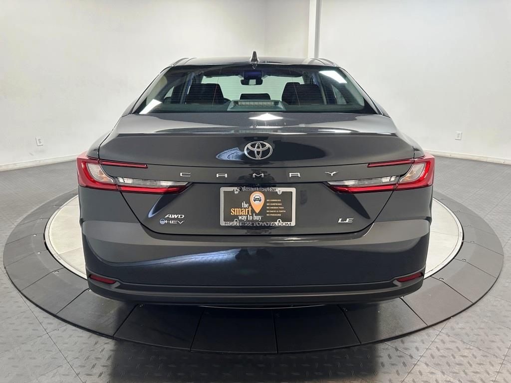 2025 Toyota Camry LE 7