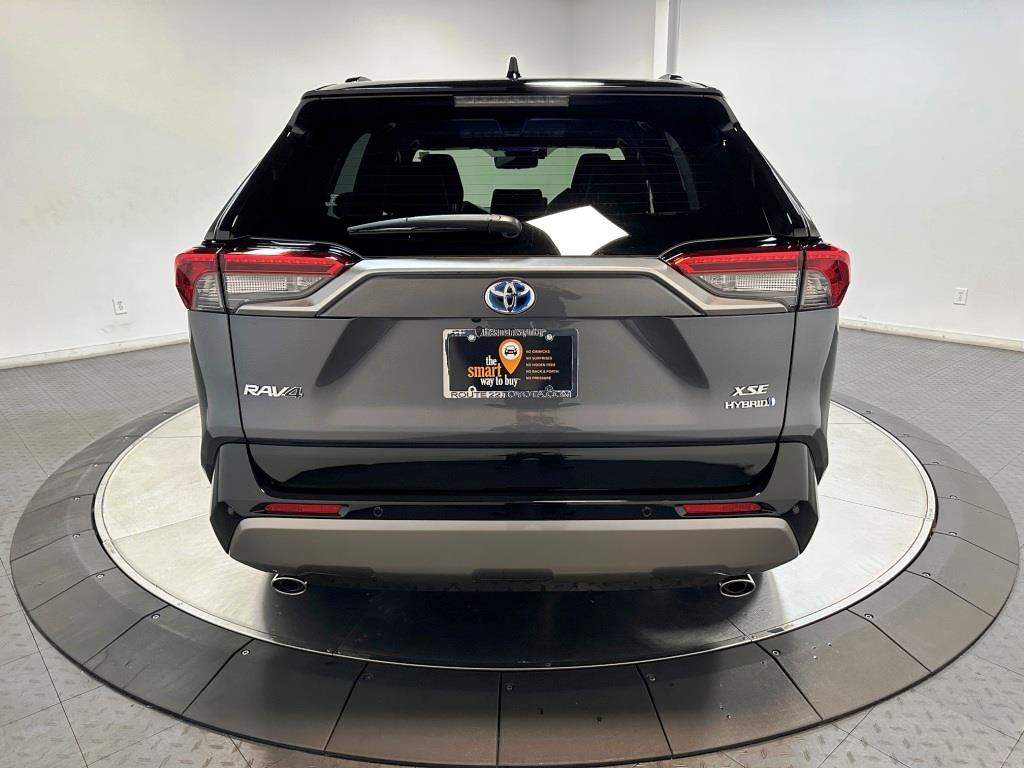 2024 Toyota RAV4 Hybrid XSE 7