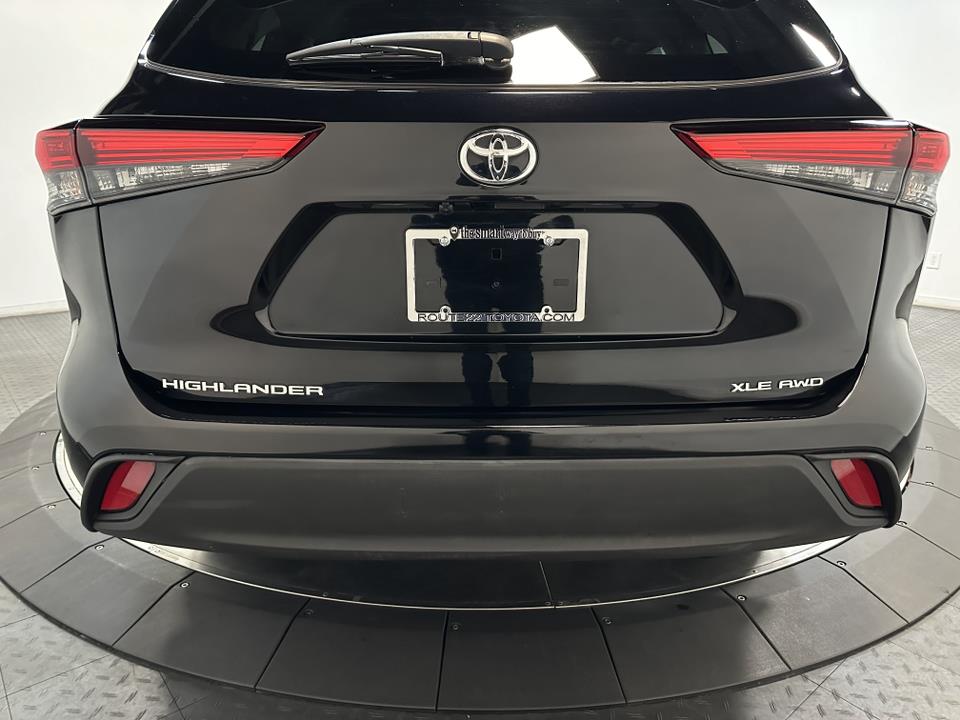 2021 Toyota Highlander XLE 12